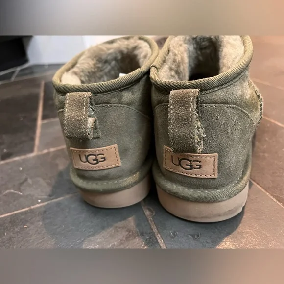 Ugg women’s classic ultra mini boot in green size 10 - Picture 5 of 9